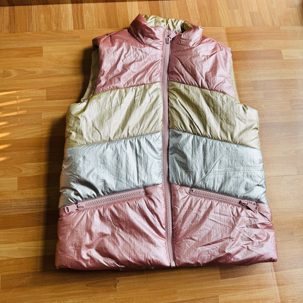Tucker and Tate multicolored metallic puffy vest size 8